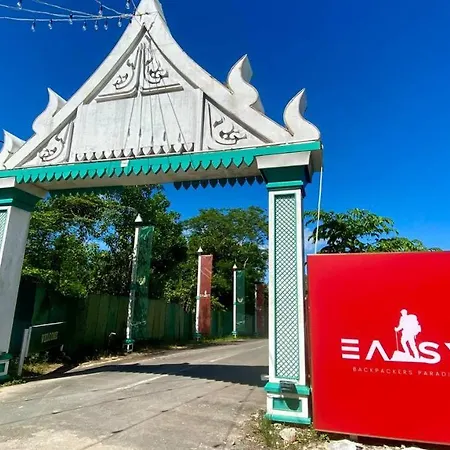 Easy Backpackers Paradise